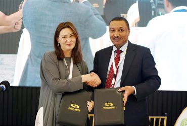Mrs. Ayan Bektybayeva, Deputy Chairman of the Board of KazakhExport and Dr. Khalid Khalafallah, Chief Executive Officer (CEO) of ICIEC