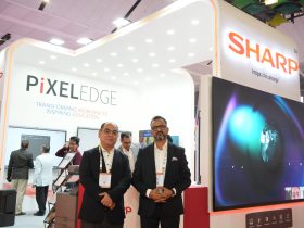 Osamu Narita, Managing Director, SHARP Business Systems and Manish Garg, President, Sharp Business Solutions & Display Solutions Business